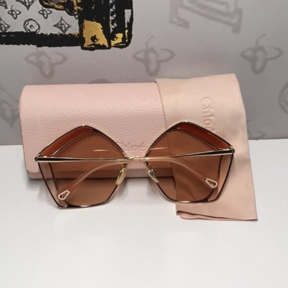 New Authentic Chloé CH0026S 003 Sunglasses – Shiny Gold Frame / Solid Nude - Picture 5 of 14